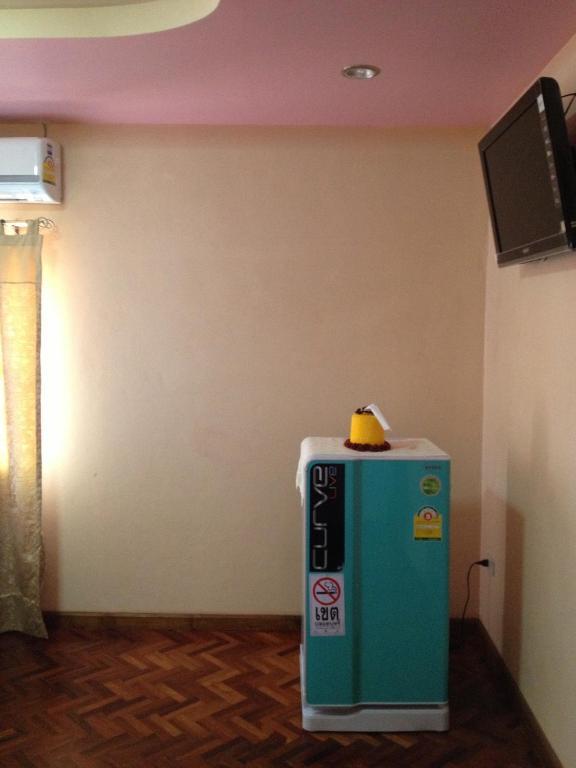 Chok-Wasana Guest House Mae Sariang Room photo
