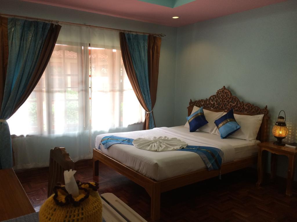Chok-Wasana Guest House Mae Sariang Exterior photo