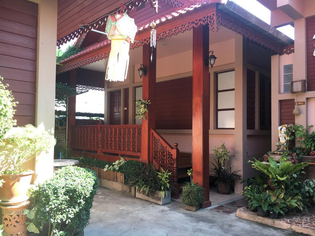 Chok-Wasana Guest House Mae Sariang Exterior photo