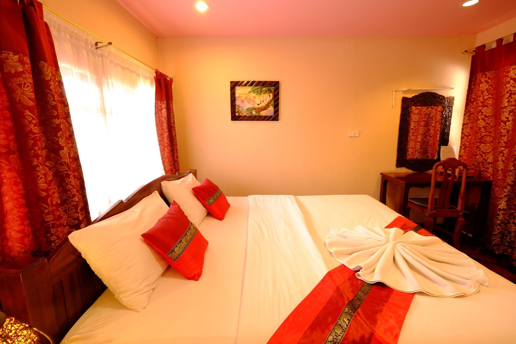 Chok-Wasana Guest House Mae Sariang Exterior photo