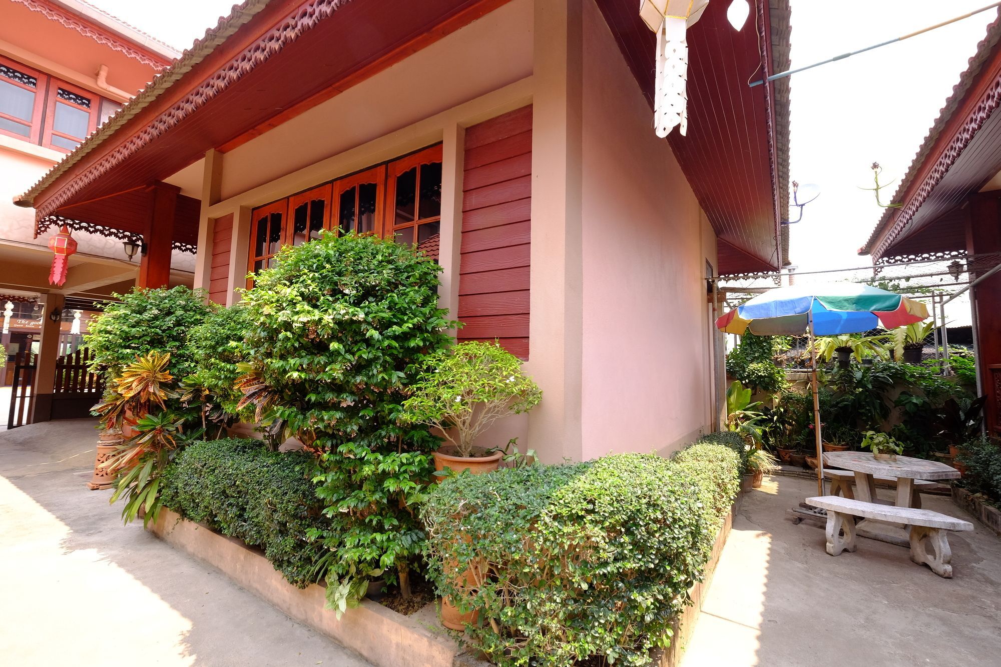 Chok-Wasana Guest House Mae Sariang Exterior photo